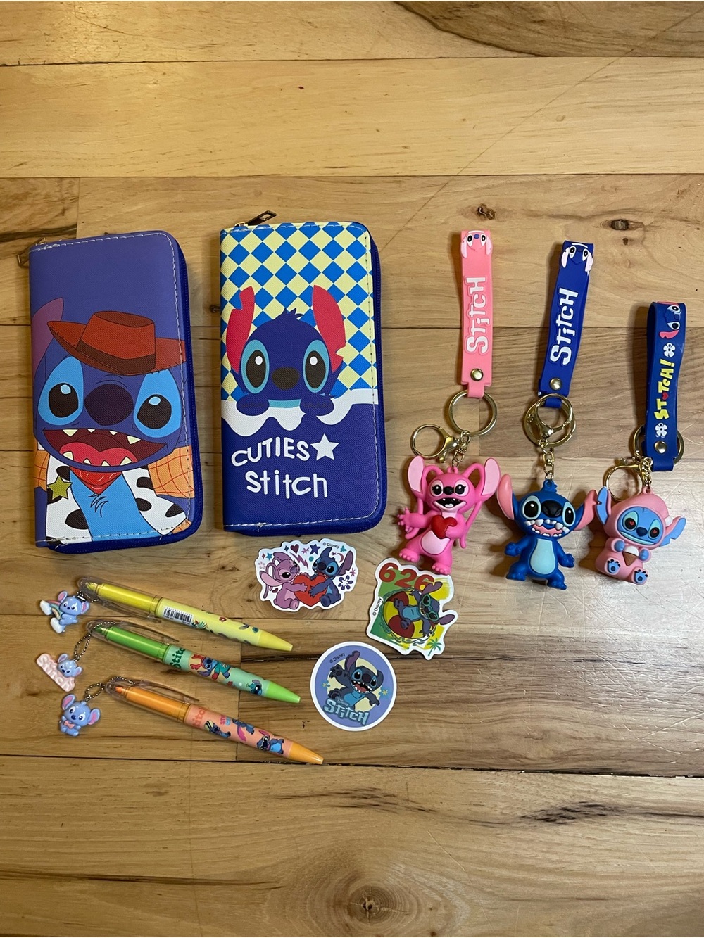 Disney Stitch Wallets  & Keychain Set in Purple, Pink, Blue